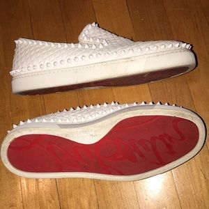 red bottom tennis shoes